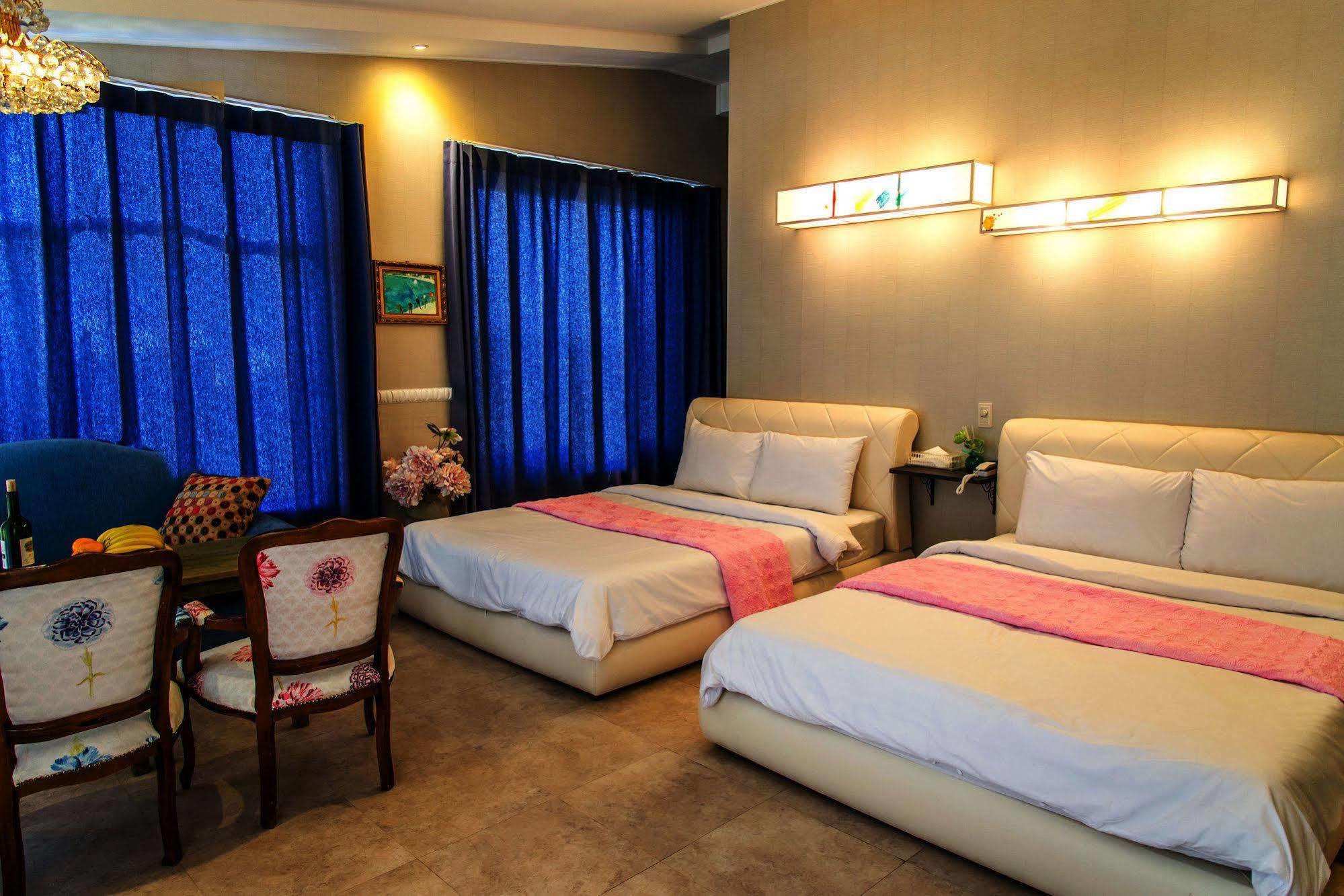 Hotel White House Jeju Exterior photo